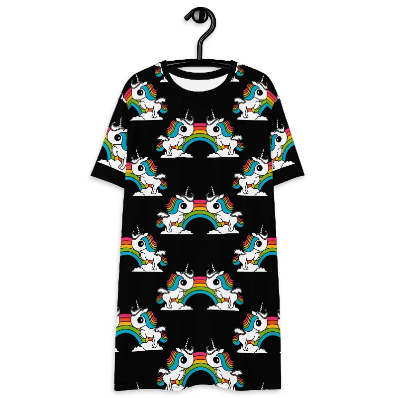 UNIQUE black - T-shirt dress with unicorns and rainbows