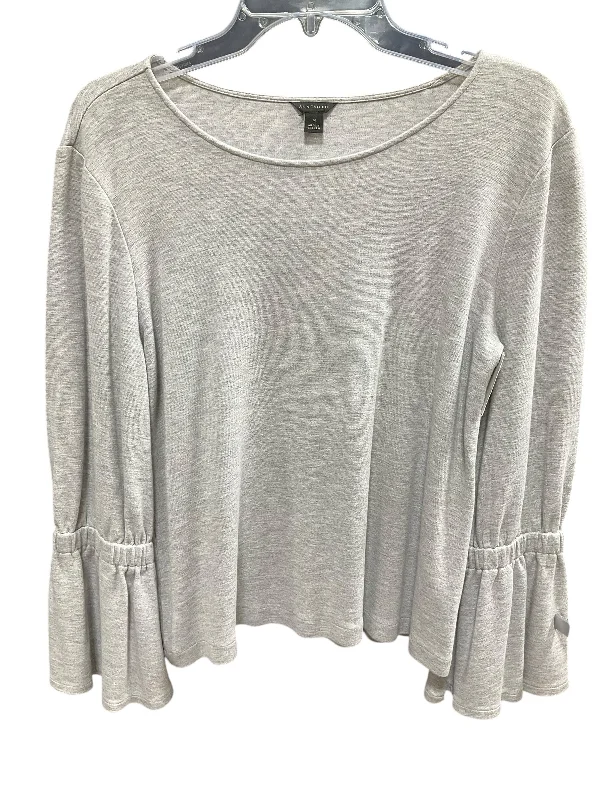 Top Long Sleeve Basic By Ann Taylor In Grey, Size: M